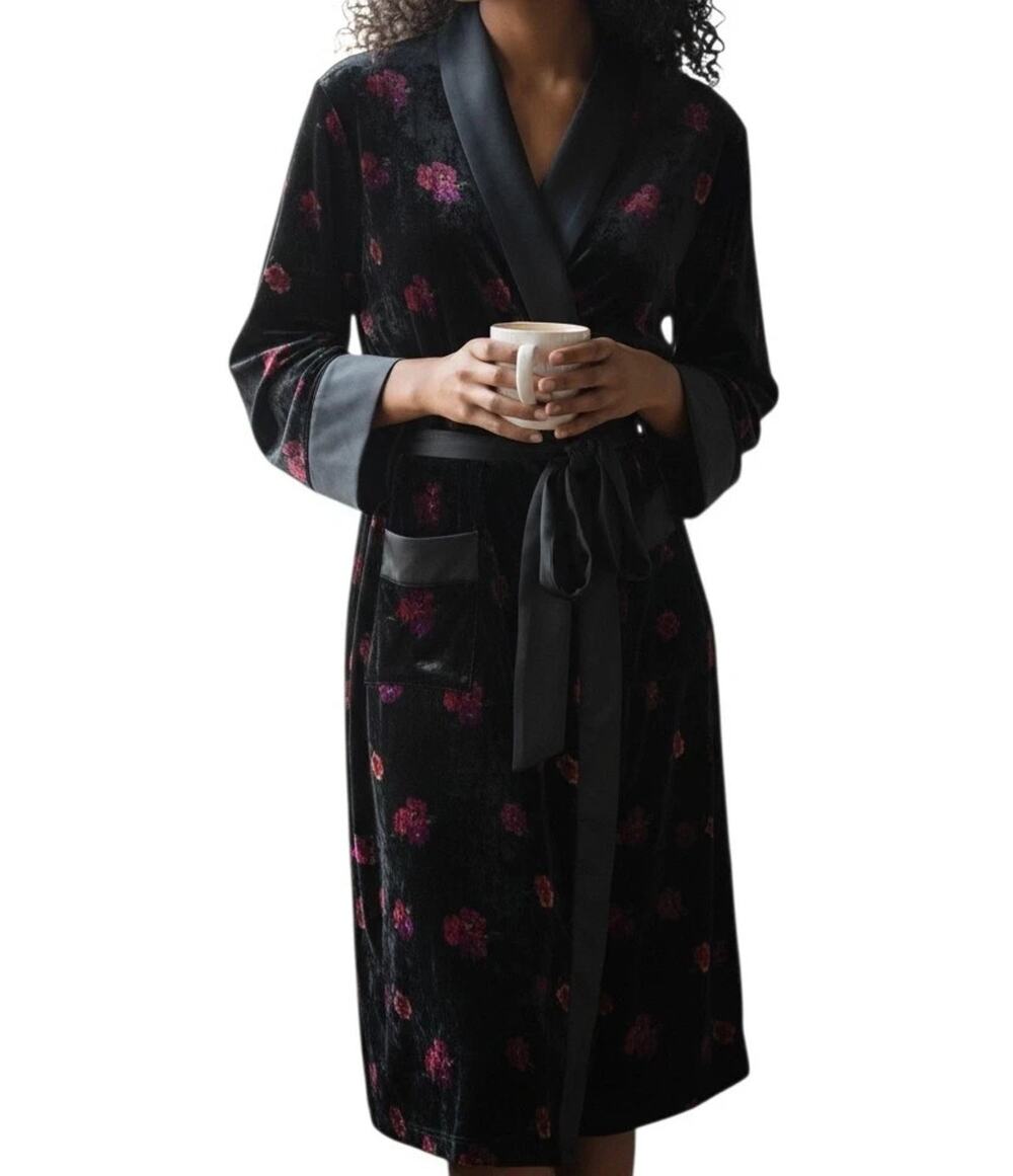 Victoria Secret VS Long Velvet Floral Lined Robe Size Large Women's NWT $199